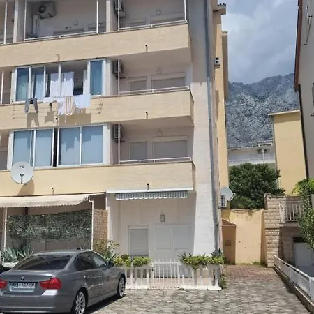 Apartman Slavica * Makarska
